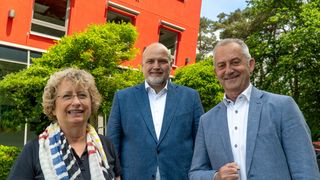 Die Team GmbH hat unter dem Geschäftsführer Michael Baranowski (rechts) und Heike Käferle viel erreicht. Für weiteres Wachstum ist man gut aufgestellt. Baranowski verlässt nun das Team. Seinen Job übernimmt der dafür bestens geeignete Rainer Appel, heißt es. (Bild: Team)