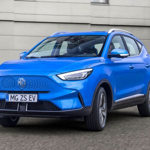 Der MG ZS EV ist mit kleiner Batterie für weniger als 35.000 Euro zu haben.(Bild:  MG Motors)