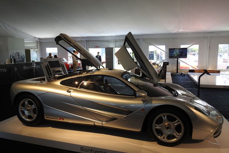 Ebenfalls einen Rekordpreis für seine Marke setzte der 1995er McLaren F1 auf Rang 3 (15,6 Mio. Dollar). (Bild: Classic-Analytics)