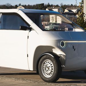 Der Fahrgastzelle mit Sandwich-Verbund-Sicherheitsschale soll einen gewissen Insassenschutz gewährleisten.(Bild:  Luvly)