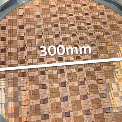 Intel Foundry: Durchbruch mit der dünnsten GaN-Chiplet-Technologie der Welt (Bild: Intel)