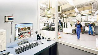 Das Messsystem Testo-Saveris misst, dokumentiert und automatisiert Temperatur, Feuchte und andere Messwerte in der Umgebung und in Prozessen.  Bild: Testo AG (Archiv: Vogel Business Media)