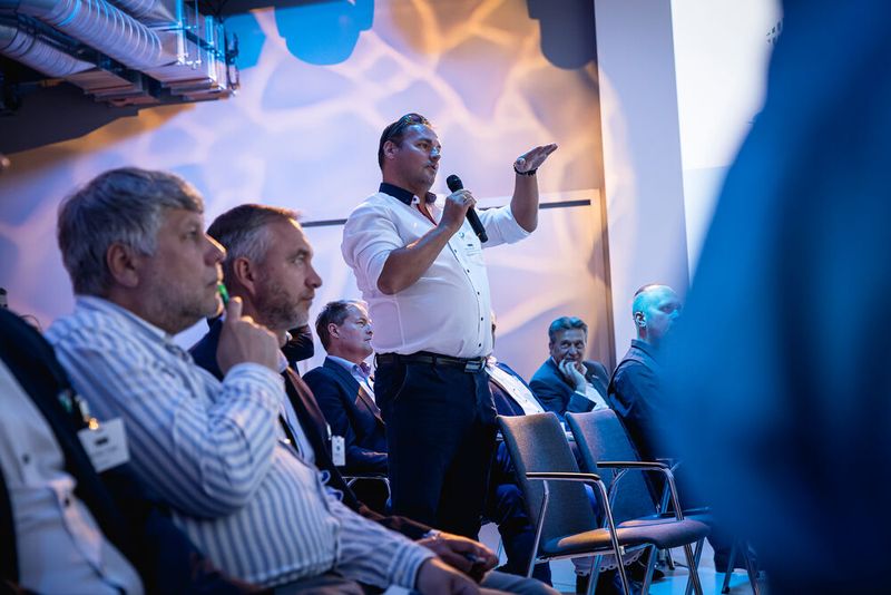 Impressionen der 4. Fachtagung „Mehr Effizienz im Presswerk“ am 15. Juni 2023 in Würzburg. (Bild: VCG/Stefan Bausewein)