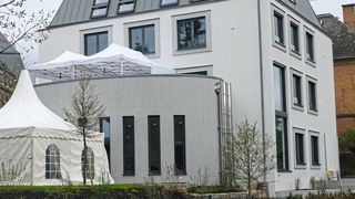 Rund drei Millionen Euro investierte das Kfz-Gewerbe Hessen in sein neues Verbandshaus. (Zietz/»kfz-betrieb«)