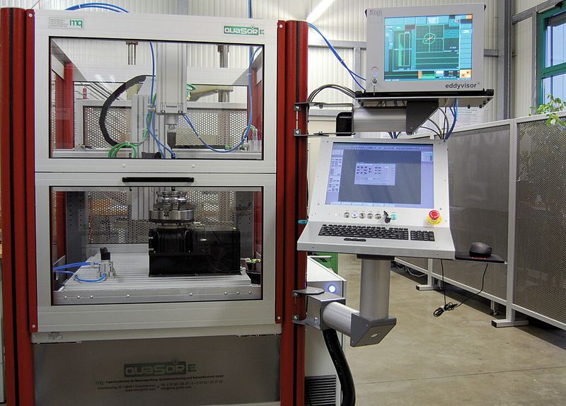 Bild 1: Dieser Universalprüfautomat ist für ein großes Spektrum an Teilen geeignet, die zuverlässig und ohne großen Zeitaufwand mit dem Wirbelstromverfahren untersucht werden können. (Bild: IMQ)