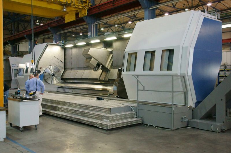 Die Produktion bei WFL Millturn Technologies GmbH & Co. KG am Standort in Linz. (Bild: Matthias Vogel)