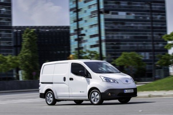 Der elektrische Kleintransporter Nissan e-NV200 verbindet das Beste aus zwei Welten (Nissan)