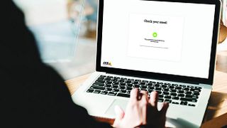 check your mails.png (AXIS Communications GmbH)