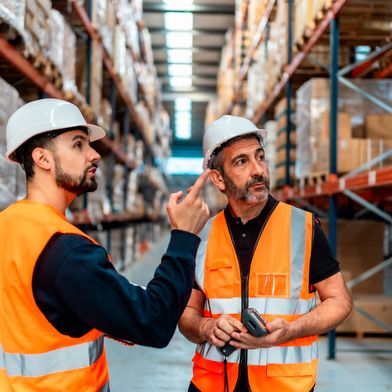 In der Intralogistik ist der Übergang von der Planung von Projekten zu ihrer Umsetzung oft der Moment, in dem sich entscheidende Fehler offenbaren. (Bild: © unai - stock.adobe.com)