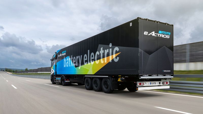 Ausgelegt ist der E-Actros auf eine Laufleistung von 1,2 Millionen Kilometer in zehn Betriebsjahren. (Bild: Daimler Truck)