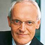 Titel, Name: Dr. phil. Klaus Sturany Geburtsjahr, -ort: 1946 in Wehrda  Funktion: Mitglied des Aufsichtsrats  Firma: Bayer AG  Ausbildung: 1966-1970: Studium der Mathematik, Physik und Betriebswirtschaft an der Universität Innsbruck und an der Hochschule für Sozial- und Wirtschaftswissenschaften Linz 1971: Promotion zum Dr. phil. (Mathematik)  Berufliche Laufbahn: 1971-1980: Vorstandsstab, Betriebswirtschaft, Datenverarbeitung und Abteilungsleiter Organisation der Kalle AG 1981-1989: Leiter Betriebswirtschaftliche Abteilung bei der Hoechst AG 1990-1995: Geschäftsführer Finanzen, Controlling, Personal, Materialwirtschaft und Projektfinanzierung bei der Uhde GmbH 1996-1999: Mitglied (CFO) und später Sprecher des Vorstands bei der GEA AG 1999-2007: Mitglied des Vorstands der RWE AG Seit 2007: Mitglied des Aufsichtsrats der Bayer AG (Bild: Bayer)