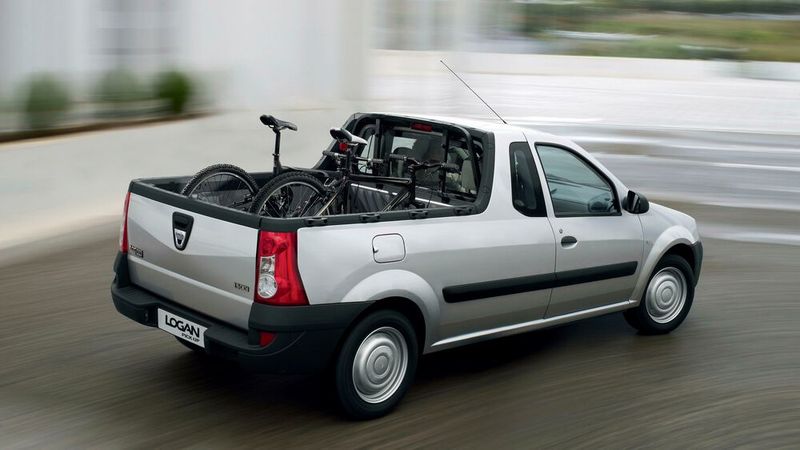 Ab Sommer 2010 war der Logan in Deutschland nur noch als Kombi (Logan MCV), Lieferwagen (Logan Express/VAN) oder Pick-up (Logan Pick-up) erhältlich.  (Bild: Dacia)