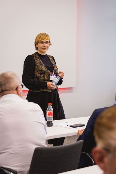 Impressionen vom 24. Würzburger EMS-Tag: Im Mittelpunkt standen aktuelle Branchenthemen, praxisnahe Impulse und insbesondere der persönliche Austausch innerhalb der EMS-Community. (Bild: Stefan Bausewein)