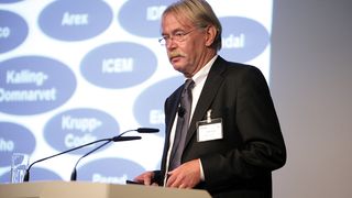 Prof. Dr. Peter Schmöle, Thyssen-Krupp Steel Europe: "Jede Ausweitung der Rohstoffbasis für die Roheisen- und Stahlproduktion und die damit verbundene Reduzierung der Importabhängigkeit sind wichtige strategische Maßnahmen, um deutsche Stahlstandorte zukunftsfähiger zu machen." (Thyssen-Krupp)