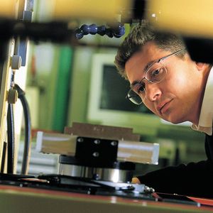 GF Machining Solutions plant in Biel eine neue Produktionsstätte. Mit dem neuen Werk werden in der Stadt Biel rund 460 hoch qualifizierte Arbeitsplätze geschaffen.