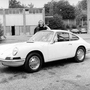 Der 911 T8 im Werkshof 1964, Prototyp 901-1