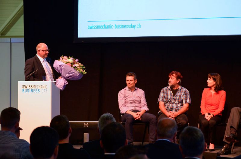 Impressionen der Besucher und Redner während des Swissmechanic Business Day 2017, in Luzern. (Bild: Sergio Caré / VBM)