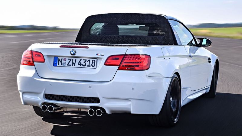 Der BMW M3 Pick-up verfügt als erster M3 in der Firmengeschichte über eine Anhängerkupplung. (Bild: BMW)