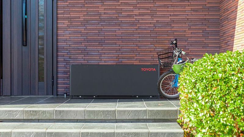 Toyota hat ein Batteriesystem auf Rollen für den Hausgebrauch entwickelt.