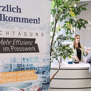 Impressionen der Fachtagung „Mehr Effizienz im Presswerk“ 2025 in Würzburg. (Bild: Stefan Bausewein)