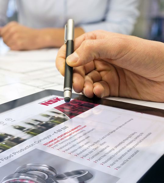 Besondere NSK-Serviceleistung: Das „Added Value Programme“, kurz AIP, unterstützt Kunden bei der richtigen Auswahl und dem Einsatz von Wälzlagern und Linearprodukten. (Bild: NSK)