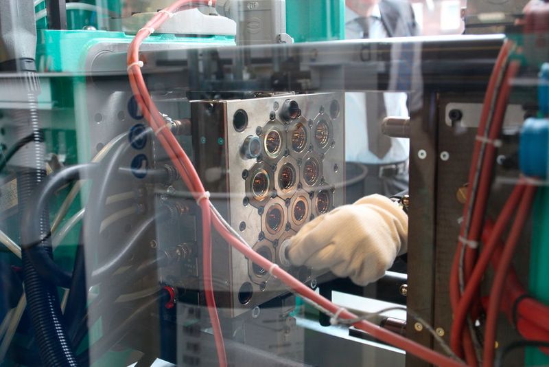 Impressionen von den Technologie-Tagen 2016 bei Arburg in Loßburg...mit allen Stars!! Bleiben sie dran...Durchklicken lohnt sich! (Königsreuther)