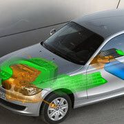 Vierzylinder-Ottomotor, Brennstoffzelle und Hochleistungskondensatoren kombiniert. (Archiv: Vogel Business Media)
