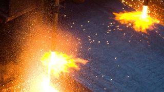 Dillinger stellt ab sofort die höchstfesten Dillimax-Markenstähle in noch größeren Dicken und mit nochmals verbesserten Eigenschaften her. (Dillinger)