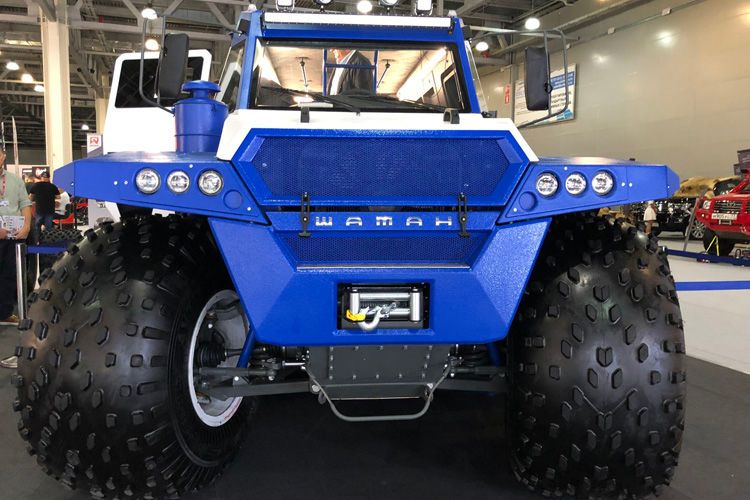 Angetrieben von einem 3,0-Liter-Dieselmotor mit vergleichsweise bescheidenen 130 kW/176 PS schafft der Allrader immerhin gut 70 km/h. (Bild: Wolfgang Gomoll)