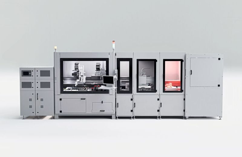 Schunk Electronic Solutions deckt mit seinem modularen Maschinenbaukasten komplette Prozessketten in der Elektronikfertigung ab - von Boardhandlingsystemen über den Nutzentrennprozess bis hin zur Integration nachgelagerter Schritte. (Bild: Schunk SE & Co. KG)