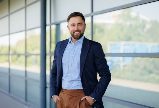 (Andrej Kotliar ist Sales Manager DACH bei der Huboo E-Commerce Technologies GmbH. (Bild: Huboo))