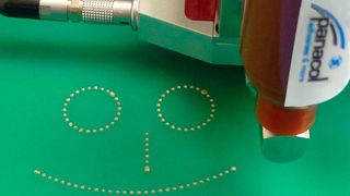 Dank nuer und Innovativer Füllstoffe können die leitfähigen Kleber per Jetverfahren aufgetragen werden. (Bild: Panacol)