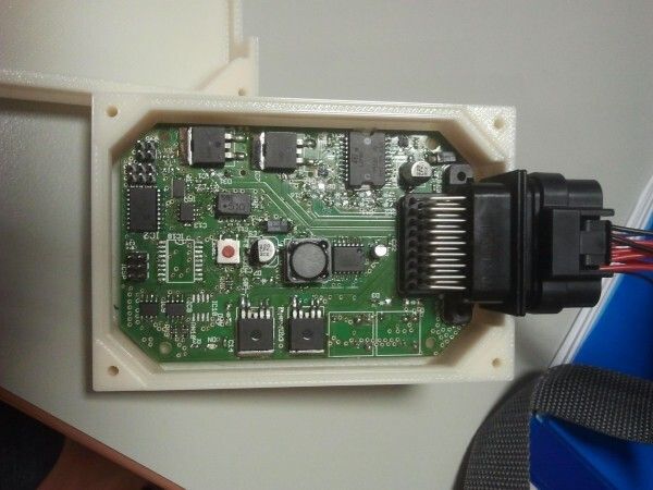 Spezialanfertigung einer Steuerungsplatine (Fasttube)