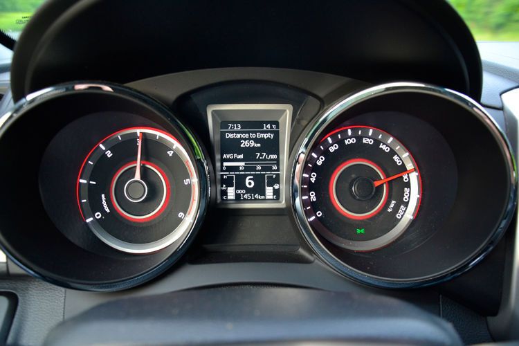 Unser Verbrauchshöchstwert betrug bei zügiger Autobahnfahrt 7,7 Liter. (Michel / »kfz-betrieb«)