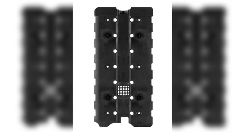 Entwicklungspartner für das E-Mobility-Segment: Schwallblech von Pöppelmann K-Tech für Hybrid-Batterien vereint Maßhaltigkeit, Gewichtseinsparungen und mehr Ressourcenschonung.   (Bild:  Pöppelmann Kunststoff-Technik GmbH & Co. KG)