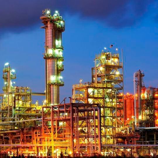 Reliance (RIL) and Saudi Aramco had entered into a non-binding Letter of Intent in August 2019 to acquire a potential 20% stake in RIL’s O2C business.  (Deposit Photos)