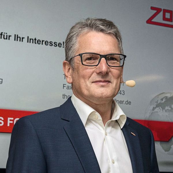 Thomas Mückl, Senior VP Global Engineering bei Zollner Elektronik, berichtet über die Erfahrung mit KI-Modellen. (Bild: VCG)