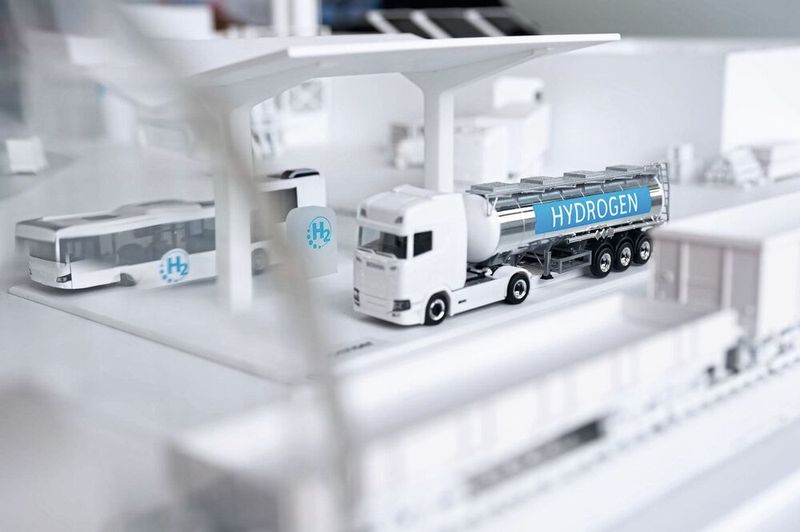 The hydrogen economy will present how it will contribute to CO2-neutral production in the future with new technologies and business models at this year's Hannover Fair in Hall 13.(Image: German Fair)