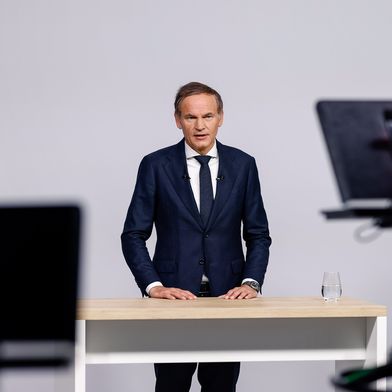Oliver Blume has reaffirmed the automaker's cost-cutting strategy. (Source: Volkswagen)