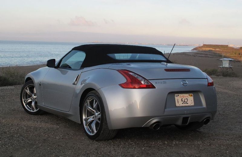 Der neue, betont gestraffte Fahrzeugkörper stellt aus Sicht der Nissan-Verantwortlichen „eine mutige Interpretation des Prinzips der dynamischen Bewegung dar“. (Archiv: Vogel Business Media)