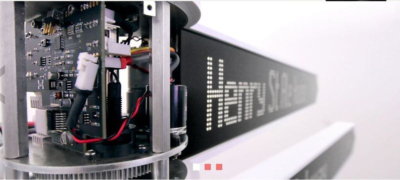 Das elektronische Innenleben des Wegweisers. 90 Prozent besteht aus Aluminium. (Bild: Breakfast)