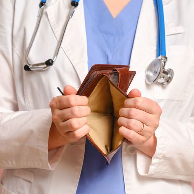 Im Gesundheitswesen ist die Wallet aktuell noch ziemlich leer. Das soll sich aber bald ändern. (Bild: © Андрей Журавлев - stock.adobe.com)