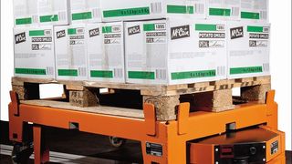 Fahrerloses Transportsystem „Carry Professional“ mit Logistikwagen. (Bild: Grenzebach)