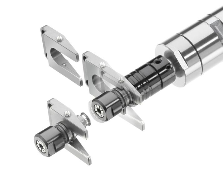 Die Spindeln sind mit einem Schnellwechselfutter ausgestattet, das den werkzeuglosen Austausch von Bürsten oder Schleifmitteln erlaubt.  (Bild: MD Drucklufttechnik GmbH & Co. KG)