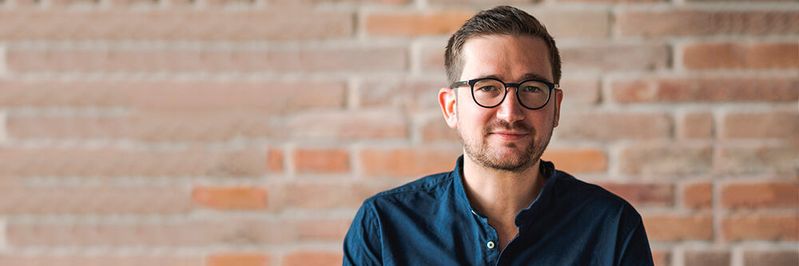 Der Autor: Dimitri Dumonet ist Mitgründer und Chefentwickler von Emax Digital Der Autor: Dimitri Dumonet ist Mitgründer und Chefentwickler von Emax Digital