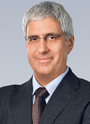 „Ziel in China ist es, die klassischen Industriestaaten auch bei den Innovationen zu überholen.“ Dr. Karl Tragl, Vorstandsvorsitzender der Bosch Rexroth AG, Lohr am Main (Archiv: Vogel Business Media)