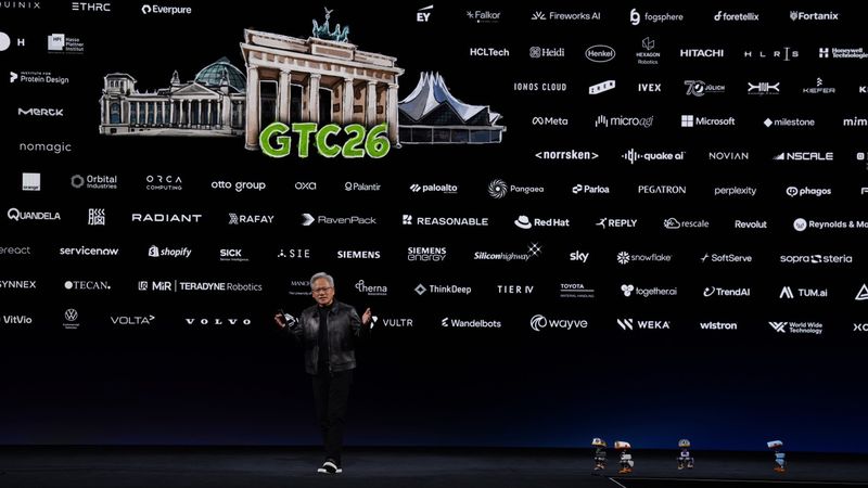 Jensen Huang, CEO von Nvidia, hielt die Keynote auf der GTC am 21. Oktober in Berlin.(Bild:  Nvidia)