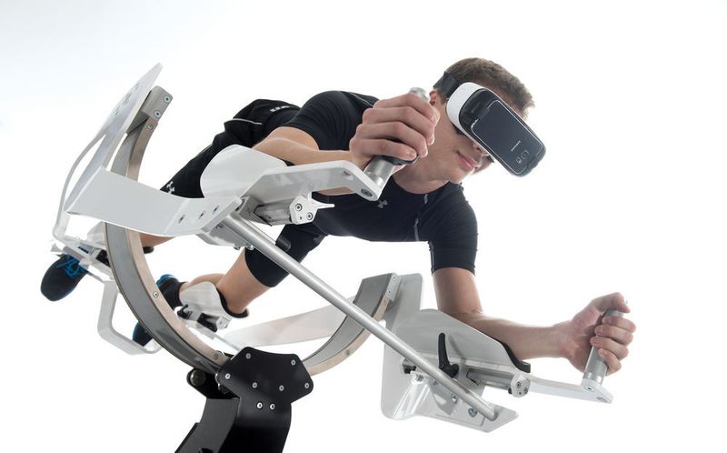 Fitnessgerät und Simulator in einem: Bei Icaros sorgt die eingebaute Lineartechnik von Rollon selbst bei schnellen Lastwechseln für eine reibungsarme und weiche Bewegung. (Icaros/Frommel Fotodesign)