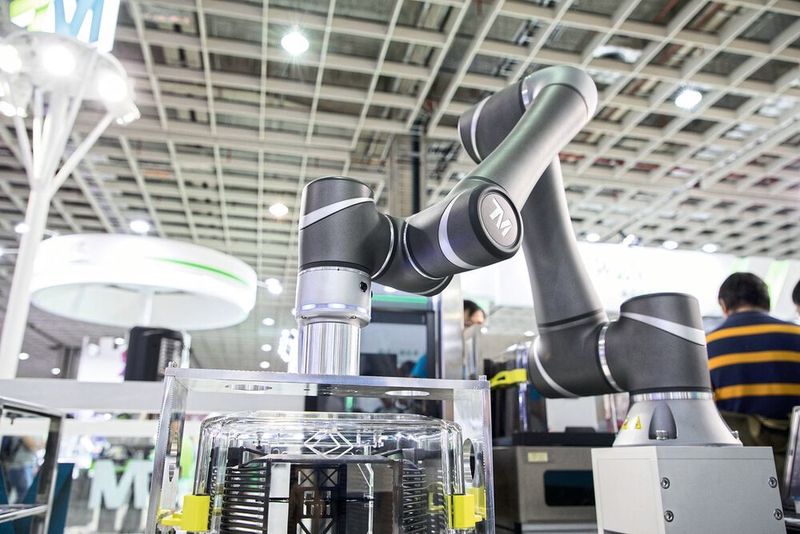 TM Robot Application von Omron (Quanta Storage/Omron)