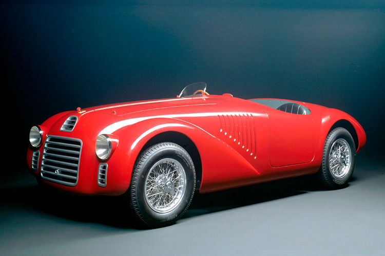 Am 12. März 1947 erwacht der 125 S „zum Leben“, ganz aus Stahl und noch ohne Karosserie. Seinen Zwölf-Zylinder-Motor entwickelten Gioacchino Colombo, Giuseppe Busso und Luigi Bazzi. (Ferrari)
